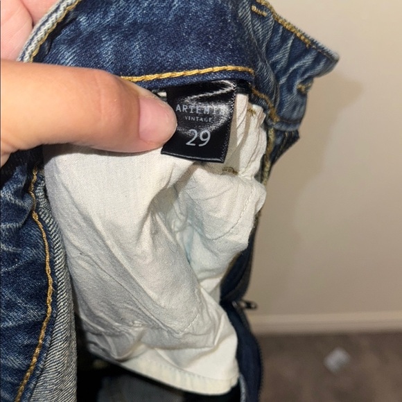 Artemis Vintage Jeans with Rolled Cuffs - Picture 6 of 9
